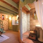 Suite duplex Layon_Salle d'eau et pièce de vie